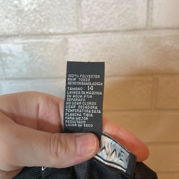 A Wild Thyme Size 14 VTG Y2K 90’s Chic floral short sleeve dress with a vibrant - Picture 11 of 12